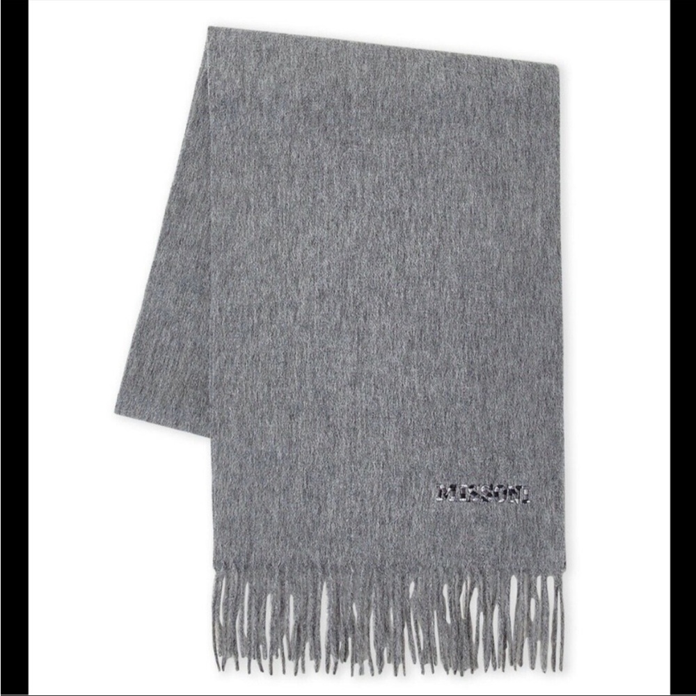Preowned MISSONI Grey Wool Scarf